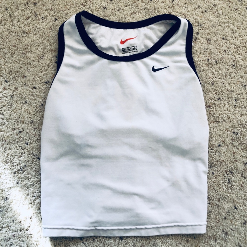 Nike Crop Top